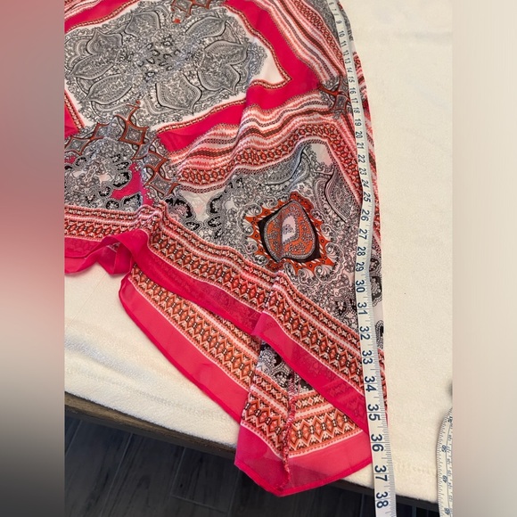 Studio One Handkerchief Dress -NWOT - Picture 4 of 8